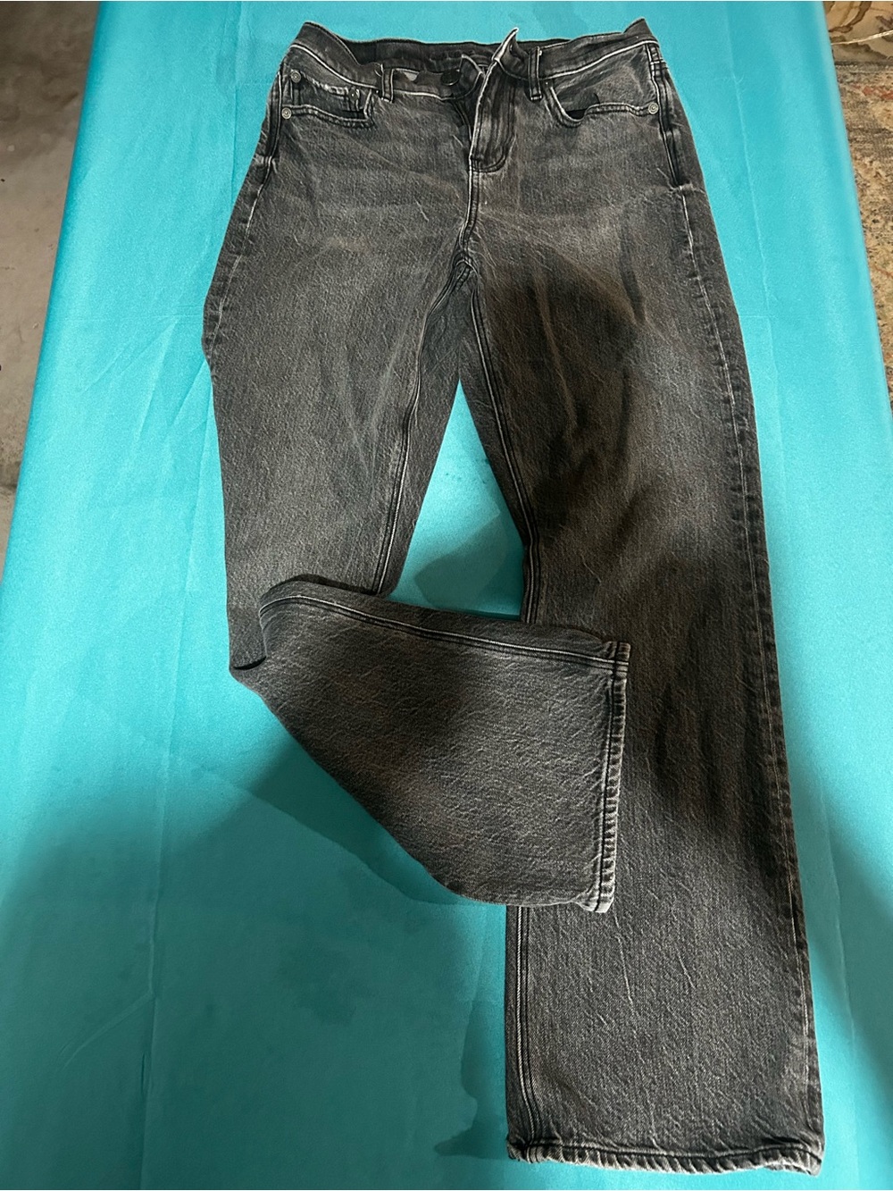 American Eagle Outfitters Women's Black Straight-Leg Jeans size 4 short